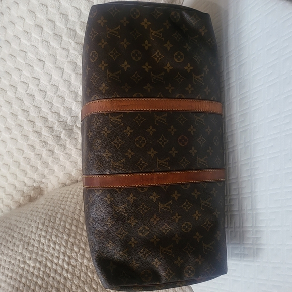 Louis Vuitton Keepall 50 100% Authentic Monogram Duffel Bag - Picture 5 of 9